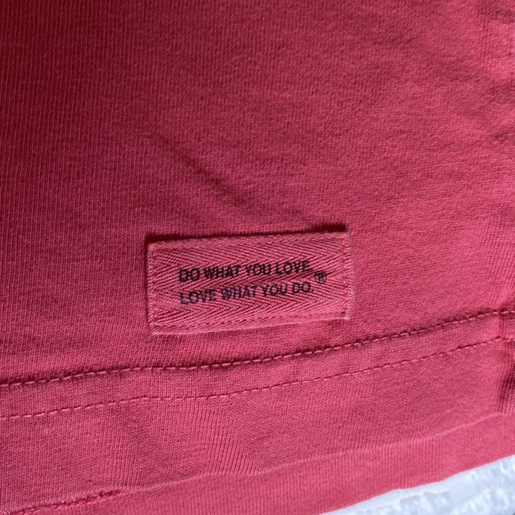 Life Is Good Men’s shirt sleeve crusher tee. Sz Medium faded red- buffalo - Picture 3 of 4